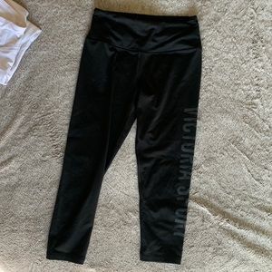 VS crop leggings